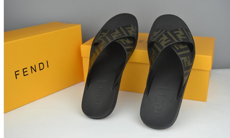 2017 FEDI slippers man 38-46-003